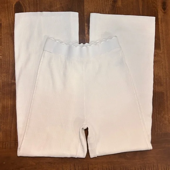 House of Harlow 1960 White Textured/Ribbed Knit Wide Leg Pants – Size M - Picture 3 of 5